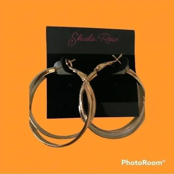 Hoop earrings - Picture 1 of 3